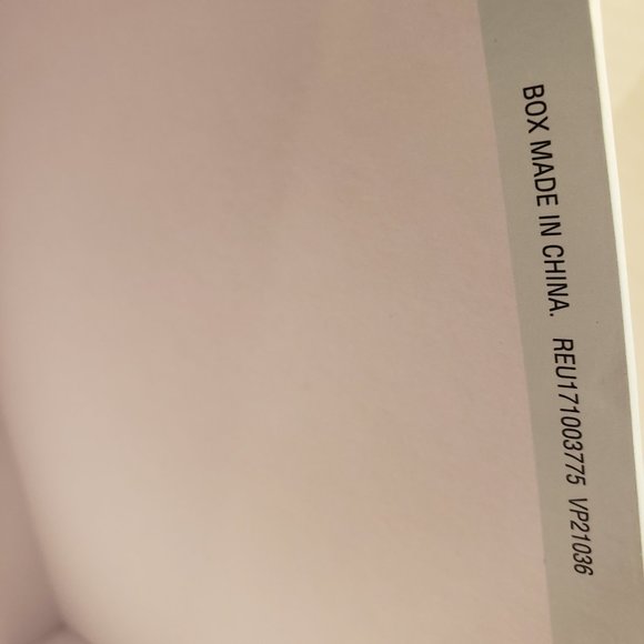 CHRISTMAS GIFT BOX CHRISTMAS DECOR BOX - SANTA AND CHRISTMAS TREES - Picture 15 of 16